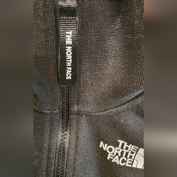 The North Face cropped full zip sweater - Picture 4 of 6